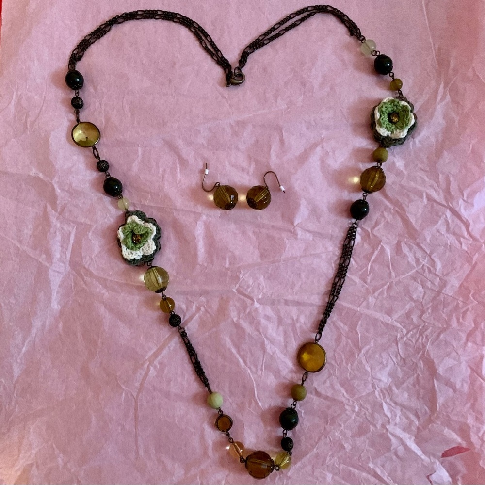 Fashion Necklace with Earrings
